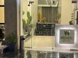 Weekend Hotel