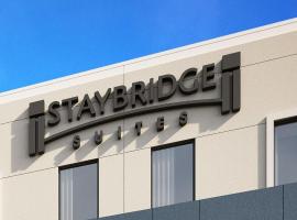 Staybridge Suites Pensacola Airport by IHG, hotel Pensacolában