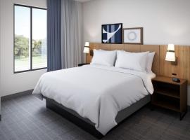 Staybridge Suites Pensacola Airport by IHG, hotel en Pensacola