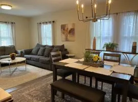 Spacious Five bedroom House close to Notre Dame