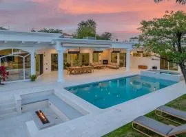 Luxury 6br Palm Springs Retreat with Private Pool & Spa
