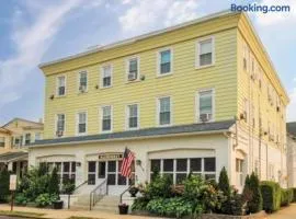The Allenhurst