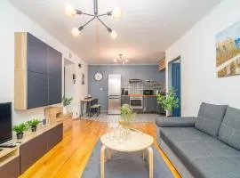 Chic & Quiet Flat in the Heart of Old Town