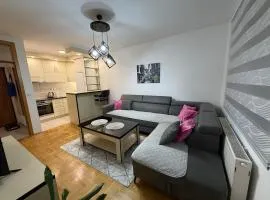 Apartment stan na dan Hilandarska