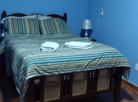 Tropical Hotel，Zacatecoluca的飯店