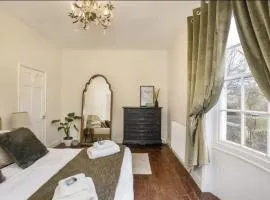 Tower Place Cottage - York City Walls - Hot Tub