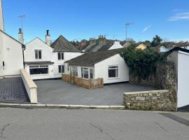 Lyme Regis में, होटल Town Centre Cottage