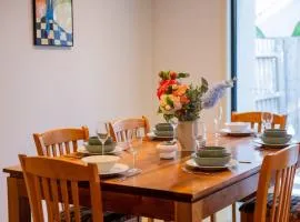 Puddings Home 4BR Bundoor modern stay family