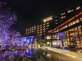 Yamashiro Onsen Miyabi no Yado Kaga Hyakumangoku