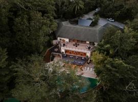 Las Lagunas Boutique Hotel, hotel a Flores