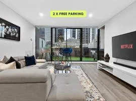 Sub Penthouse 3BR on Bourke St Grand Balcony & City Views