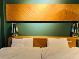 Onomichi SINGAI HOSTELS, hotel a Onomichi