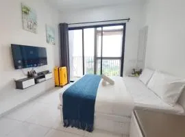 Skytrees Cozy 2Pax Studio W Balcony Aeon BI By STAY