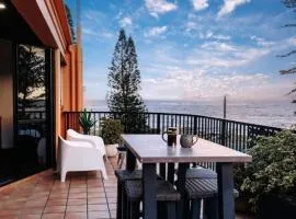 Stunning & Spacious Sea View Loft Apartment