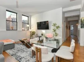 Luxury 3 Bedroom Retreat in Downtown Manhattan