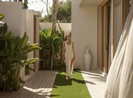 COZ Bali Boutique Villas walking distance to Padang Padang Beach
