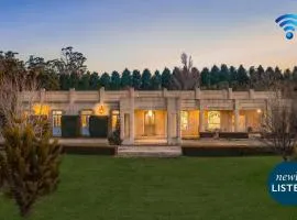 Chateau Bowral - Luxury Southern Highlands Estate