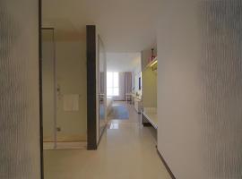 Echarm Hotel Foshan West Station Shishan Luocun – hotel w mieście Luocun