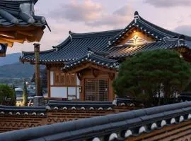 Gyeongju Oru Hanok Stay