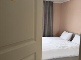 Gardermoen Airport Guesthouse, hotell sihtkohas Sand