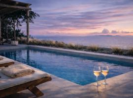 Spathes Private Pool Villa Kefalonia Luxury Sea Views โรงแรมในRatzaklíon