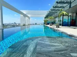 Centre Point Da Nang City Hotel