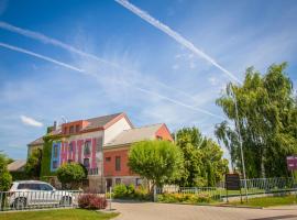 Hotel Mlyn, hotel v Zavare