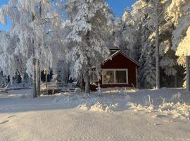 Cute cottage with sauna by the sea, Hotel in Oulu