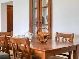 Emerald Hill Bungalow