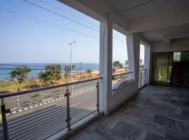 Ramadri Ocean view 8BR House in vizag by homeyhuts、Rushikondaのホテル
