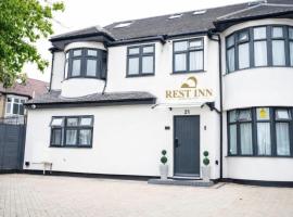 Rest Inn Edmonton, hotel v destinaci Moffat