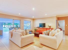 Riverside Rhapsody, Vaal River, Vanderbijlpark, 6 Adults and 4 Children, hotel u gradu Vanderbijlpark