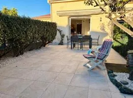 Mini villa "L'évasion Marine" terrasse proche mer