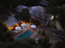 Rocky Hollow Lodge, ξενοδοχείο στην Πρετόρια