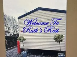 Ruth's Rest Shropshire Country Retreat with private Hot Tub & Views countryside