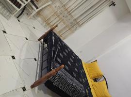 Chakib Areslane شكيب ارسلان, hotel v destinaci Oran