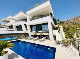 Luxury Modern Villa Sea View Nerja, hotell sihtkohas Nerja