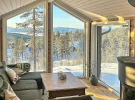 Cabin With Games Room And Views Of Follsjå, hotel a Notodden