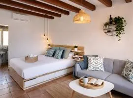Poblenou Beach Penthouse Loft with Private Terrace