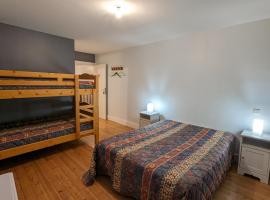 Le SAINT NIZIER, hotel din Saint-Nizier-dʼAzergues