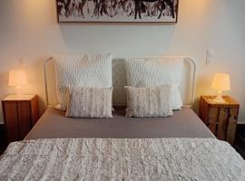 L'Échappée Verte - LE MONT DE LA LOUVE, Hotel in Bazinghen