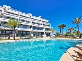 Oasis Beach Apartment - 9010, Hotel in Los Nietos