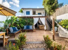 Casa com café da manhã 500m do Quadrado Trancoso