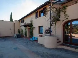 Country house with terrace in the hills near Florence