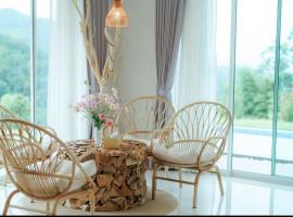 Balihouse PhuSaimorkVilla, hotel a Ban Kai Noi