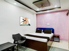 Hotel O Star Palace, hotelli kohteessa Akolia