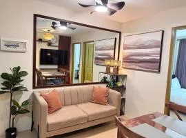 Classic & Cozy 2BR Condo at 8 Spatial Davao w Pool & Gym
