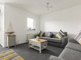 Just Beachy - Moments from Hamworthy Beach and Park
