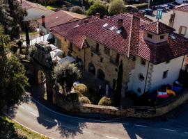 Palacio de Arce, khách sạn ở Puente Arce