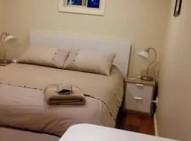 Dees Front Studio Room